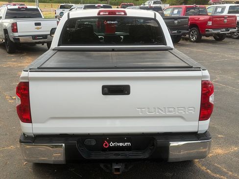 Used 2016 Toyota Tundra SR5 w/ SR5 Upgrade Package RWD image 6