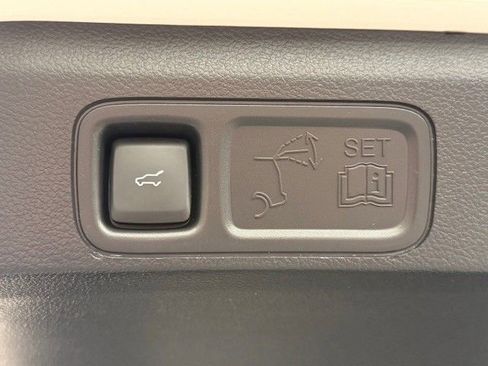 Used 2024 Lincoln Navigator Black Label image 45