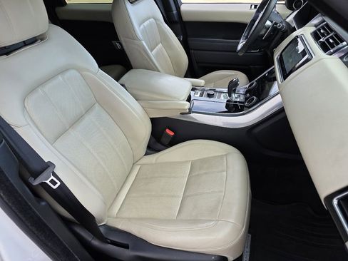 Used 2020 Land Rover Range Rover Sport HSE Dynamic image 28