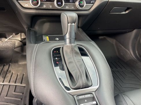 Certified 2025 Honda HR-V EX-L image 19