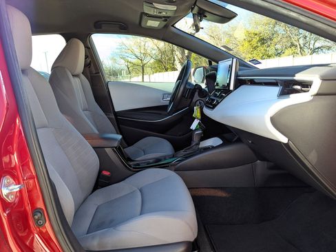 Used 2020 Toyota Corolla SE image 27