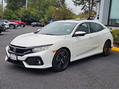 Used 2017 Honda Civic EX image 3