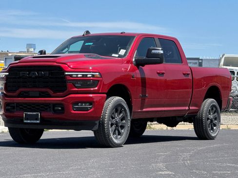 New 2026 RAM 2500 Laramie AWD/4WD image 7