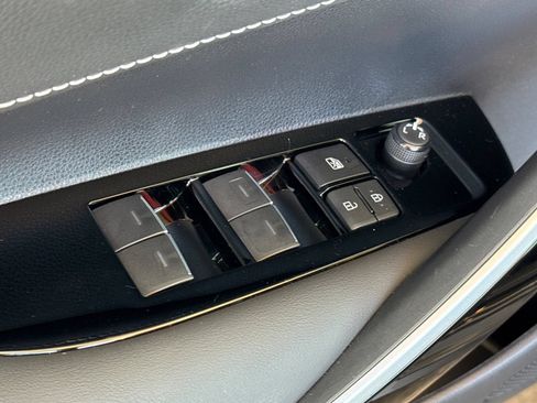 Certified 2022 Toyota Corolla XSE FWD image 14
