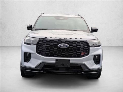New 2026 Ford Explorer ST w/ Sun And Sound Package image 5
