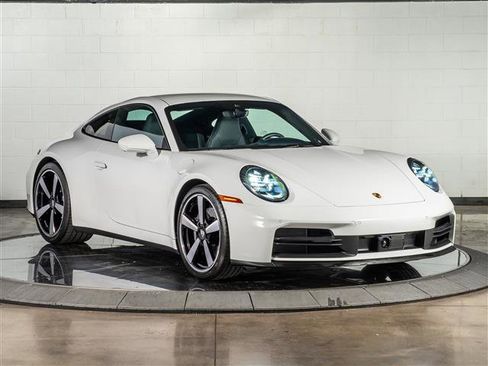 Used 2025 Porsche 911 Carrera RWD image 7