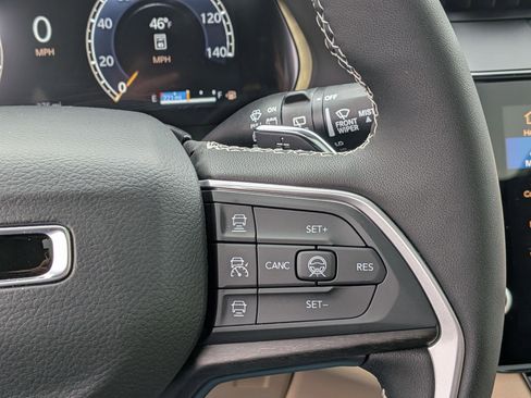 New 2026 Jeep Grand Cherokee Limited w/ Limited Altitude Package image 17