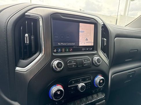 Used 2021 GMC Sierra 2500 Denali w/ Denali Ultimate Package AWD/4WD image 15