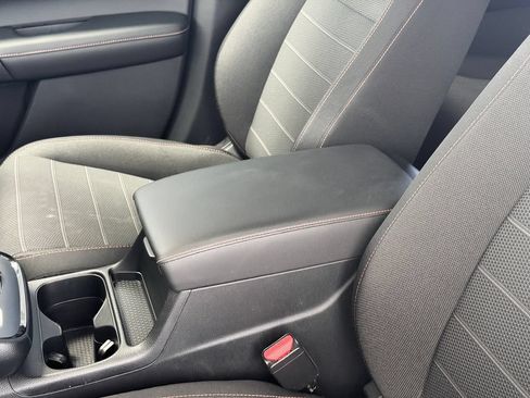 Used 2025 Honda CR-V Sport image 25