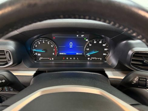 Certified 2022 Ford Explorer XLT w/ Equipment Group 202A image 29