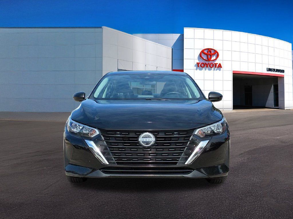 Used 2024 Nissan Sentra SV w/ All-Weather Package FWD image 4