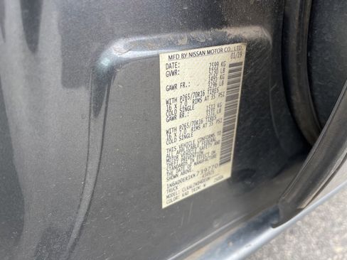 Used 2019 Nissan Frontier SV image 23