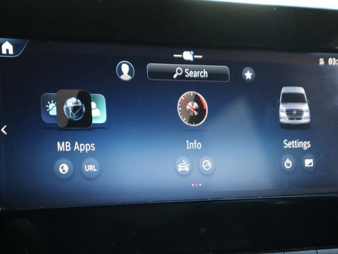 Used 2025 Mercedes-Benz Sprinter 2500 image 31
