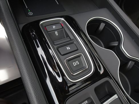 Used 2025 Honda Pilot Elite image 19