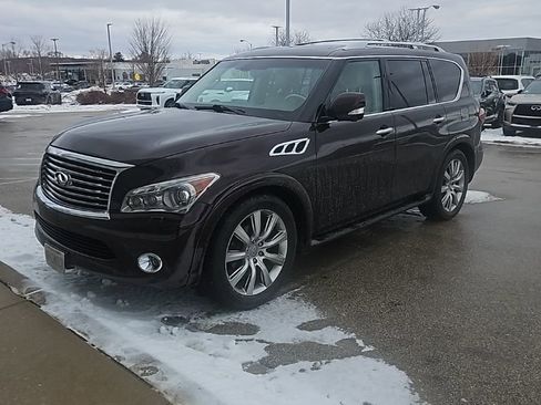 Used 2011 INFINITI QX56 4WD w/ Deluxe Touring Pkg image 2