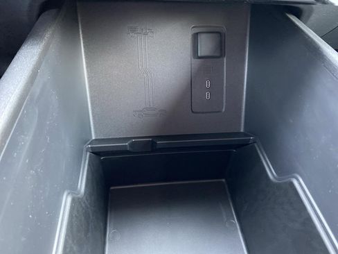 New 2024 Chevrolet Silverado EV W/T image 34