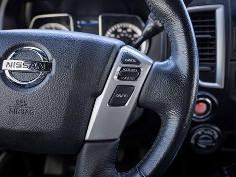Used 2019 Nissan Titan SL w/ Midnight Edition AWD/4WD image 37