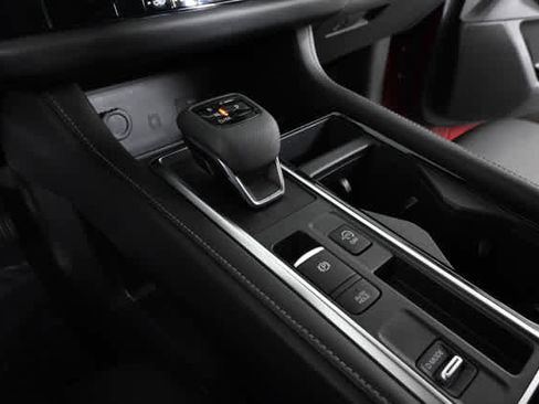 Used 2023 Nissan Pathfinder SL w/ Lighting Package (N92) image 30