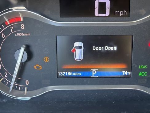 Used 2016 Honda Pilot Elite image 13