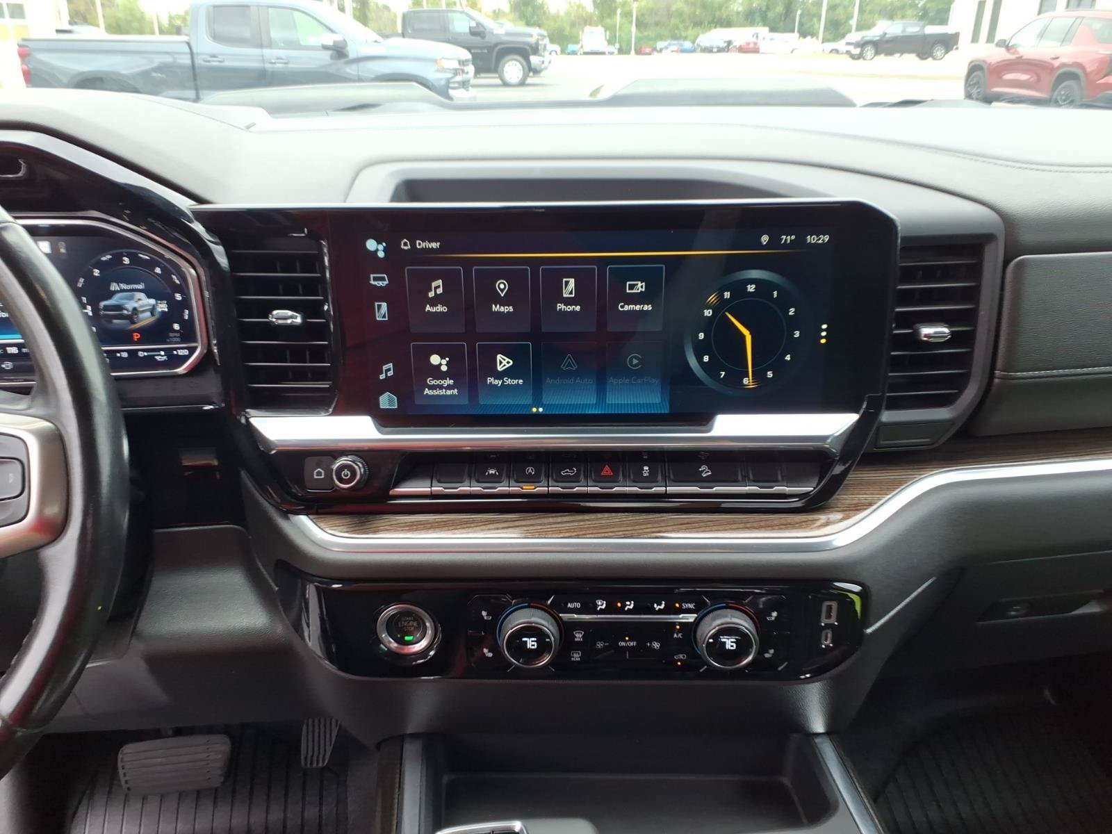 Used 2022 Chevrolet Silverado 1500 LT Trail Boss AWD/4WD image 10