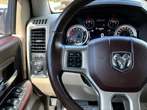 Used 2016 RAM 2500 Laramie AWD/4WD image 17