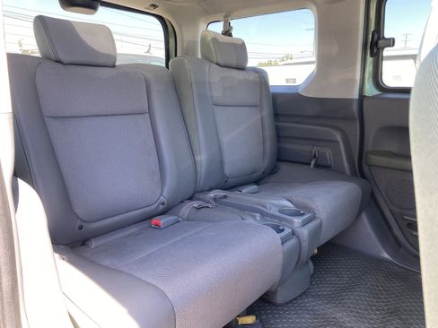 Used 2004 Honda Element EX image 17