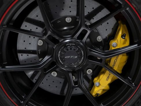 New 2026 Porsche 911 GT3 image 11