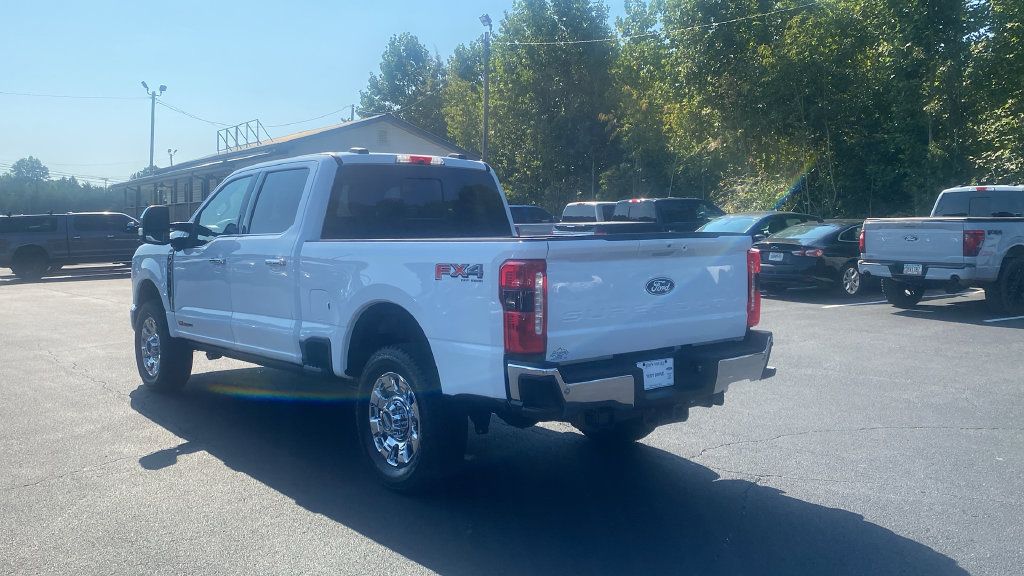 New 2027 Ford F250 Lariat w/ Lariat Premium Package AWD/4WD image 7