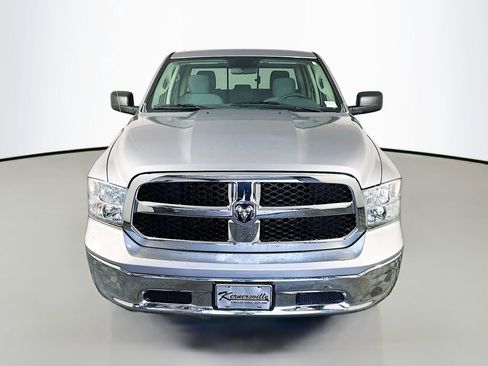 Used 2020 RAM 1500 Classic SLT RWD image 2