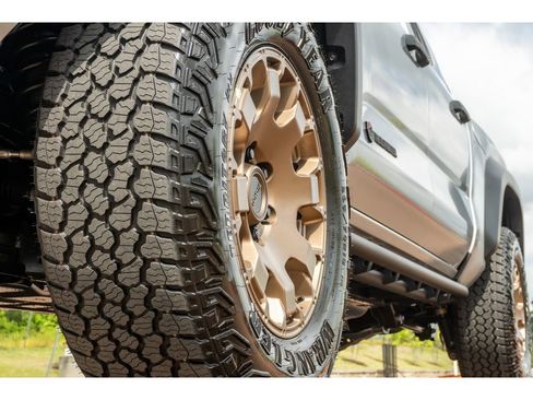 New 2026 Toyota Tacoma 4x4 Double Cab Hybrid image 9