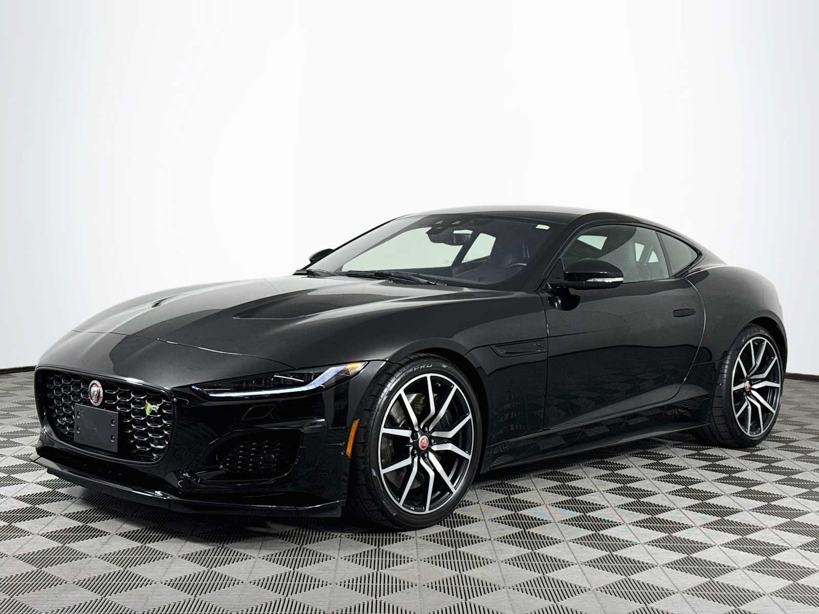 Used 2023 Jaguar F-TYPE R AWD/4WD image 28