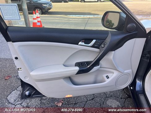 Used 2013 Acura TSX w/ Technology Package image 13