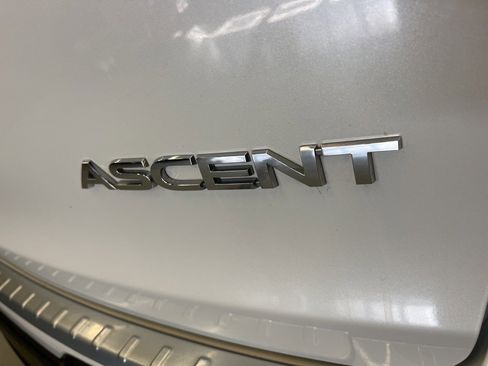 Used 2019 Subaru Ascent Premium w/ Popular Package #3 image 37