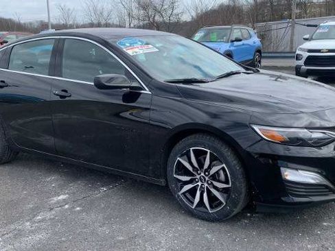 Certified 2021 Chevrolet Malibu RS FWD image 2
