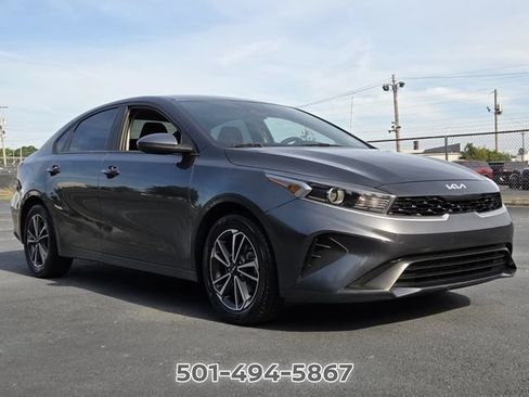 Used 2022 Kia Forte LXS FWD image 7
