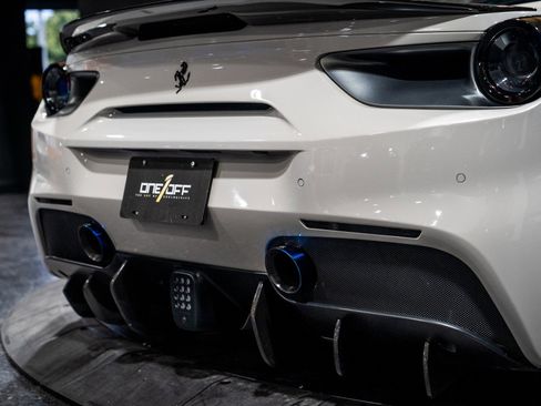 Used 2018 Ferrari 488 GTB image 21