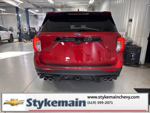 Used 2020 Ford Explorer ST w/ ST Street Pack image 11