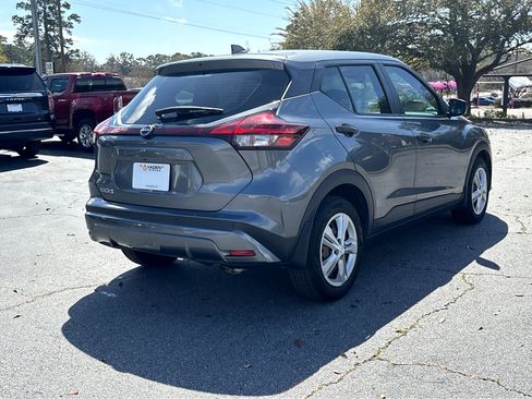 Used 2023 Nissan Kicks S image 23
