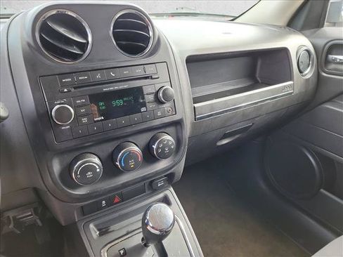 Used 2016 Jeep Patriot Sport FWD image 19