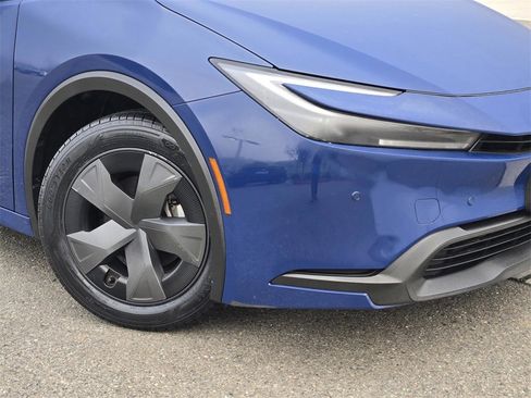 Used 2024 Toyota Prius LE image 9