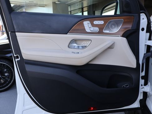 Used 2022 Mercedes-Benz GLE 350 4MATIC image 13