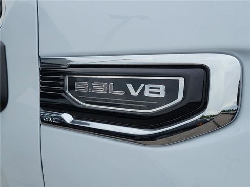 New 2026 GMC Sierra 1500 SLT AWD/4WD image 7