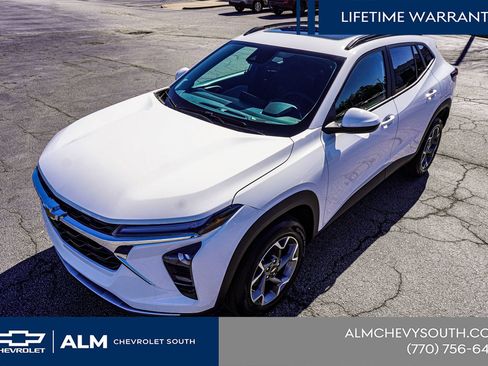 New 2025 Chevrolet Trax LT w/ Sunroof Package FWD image 18