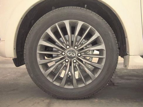 Used 2024 INFINITI QX80 Premium Select w/ Cargo Package image 9