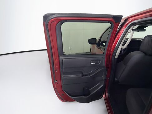 Used 2024 Nissan Frontier SV w/ SV Convenience Package RWD image 25