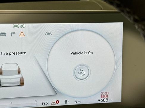 Used 2023 Hyundai Ioniq 5 Limited image 18