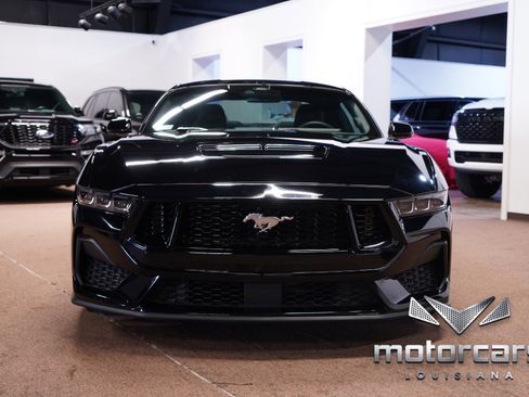 Used 2024 Ford Mustang GT Premium image 2