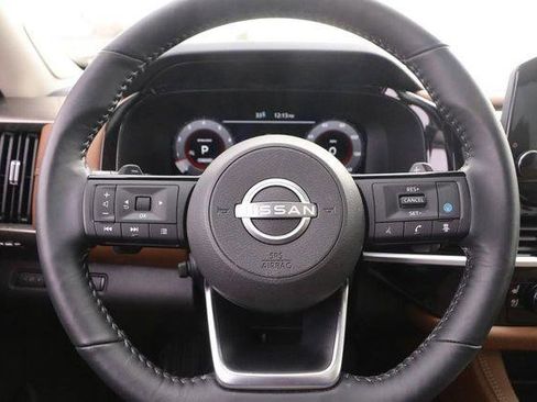 Used 2024 Nissan Pathfinder Platinum w/ Cargo Package image 15