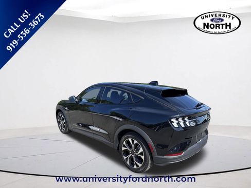 Used 2025 Ford Mustang Mach-E Select w/ Comfort Package Lite AWD/4WD image 5