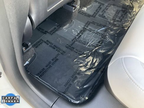 Used 2021 Tesla Model Y Long Range image 27